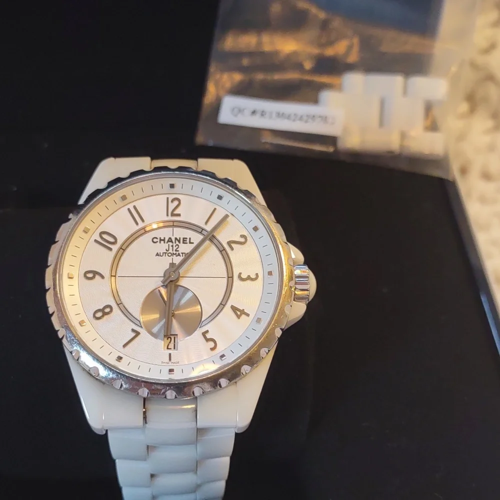 Chanel J12 Automatic White Ceramic Watch - Picture 3 of 4